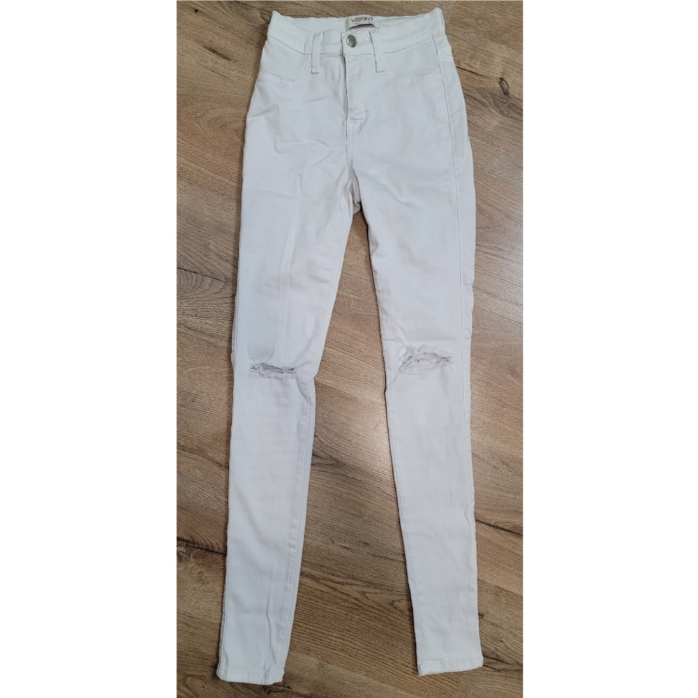 Vibrant high rise stretchy white ripped skinny jeans women's size 3